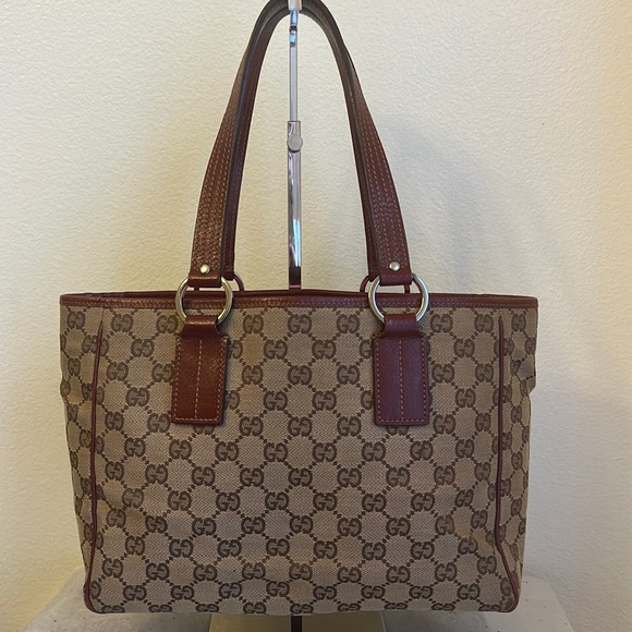 Authentic Gucci Small handbag/tote